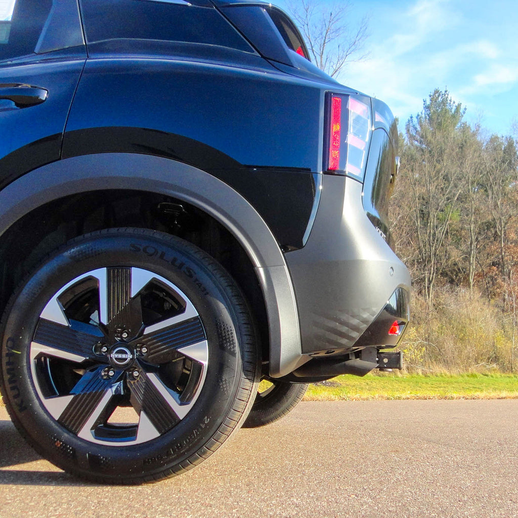 Class 3 Trailer Hitch  2" Receiver  Select Nissan Kicks