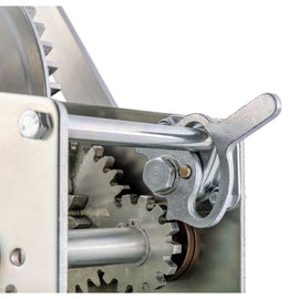 Hand-Crank 2-Speed Winch  3 200 Lbs  17.5:1 Low Gear Ratio  9.6
