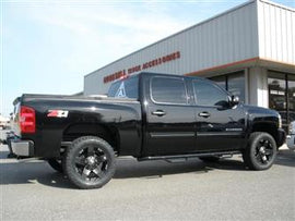 Nerf Bar Cab Length With Drop Down Steps #C1180CC